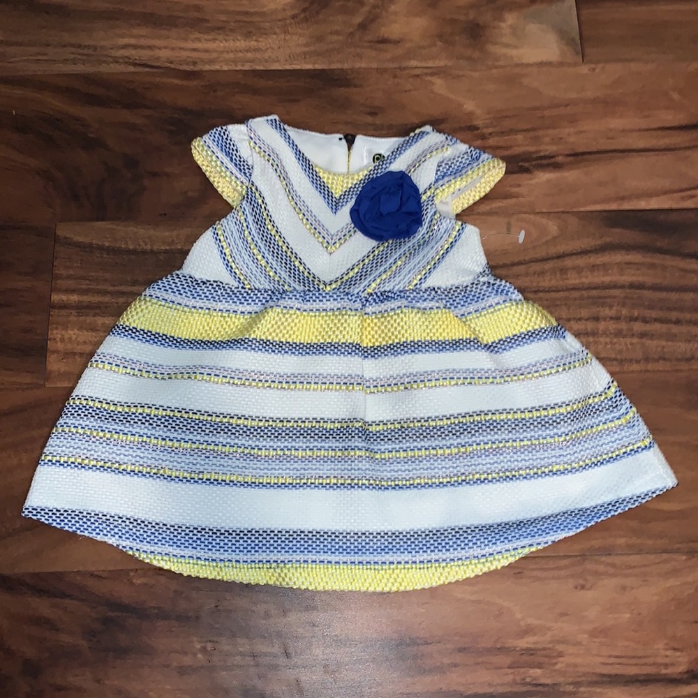 NWOT classic baby girl dress